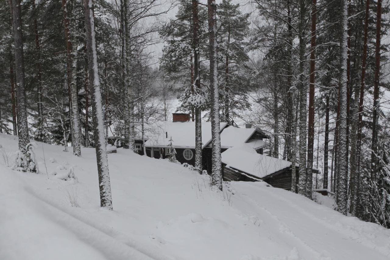 Hotel Urkin Piilopirtti Pinsio Exteriör bild